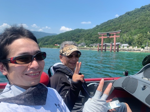８月11‐12琵琶湖ガイドはツーデイで北湖と南湖難しいながらエンジョイ！ジャスターフィッシュ2.5DSは無限バイトに注意ですね！