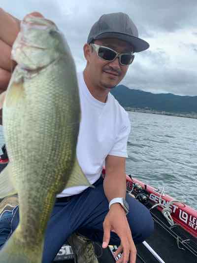 9月26日琵琶湖ガイドは初心者様とワイワイフィッシング！GETNETジャスターフィッシュ2.5DSとワイルドサイドST65Lで数釣りからビッグ狙い！
